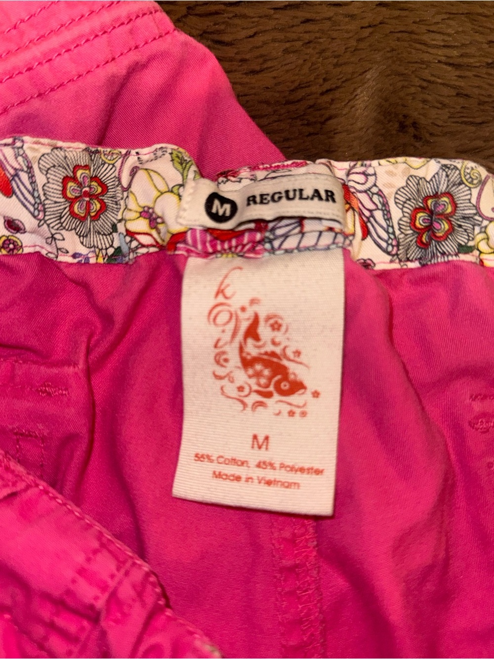 Pink Printed Scrub Top with Hot Pink Drawstring Scrub Pants Outfit Size Medium - Picture 6 of 6